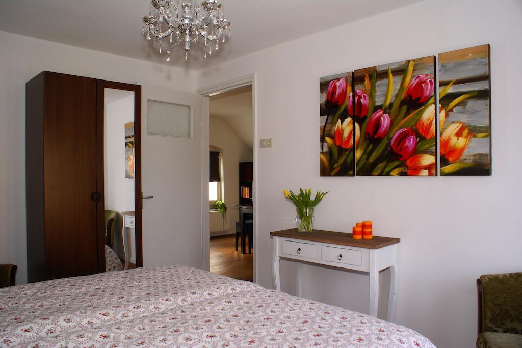 Bed And Breakfast De Meule Montfort 部屋 写真